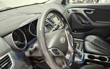 Hyundai Elantra V, 2013 год, 1 100 000 рублей, 23 фотография