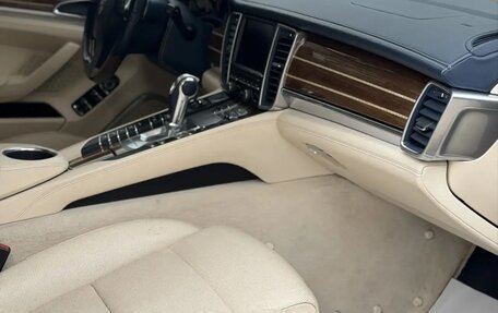 Porsche Panamera II рестайлинг, 2011 год, 2 550 000 рублей, 17 фотография