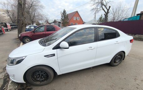 KIA Rio III рестайлинг, 2013 год, 820 000 рублей, 3 фотография