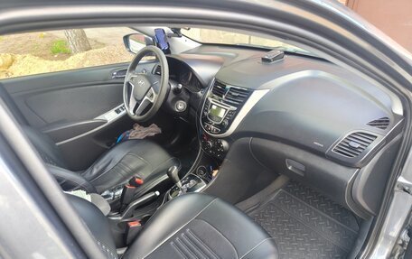 Hyundai Solaris II рестайлинг, 2013 год, 725 000 рублей, 6 фотография