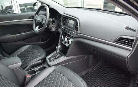 Hyundai Elantra VI рестайлинг, 2018 год, 1 520 000 рублей, 12 фотография