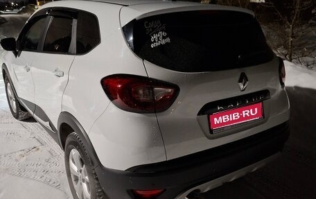 Renault Kaptur I рестайлинг, 2019 год, 1 050 000 рублей, 1 фотография