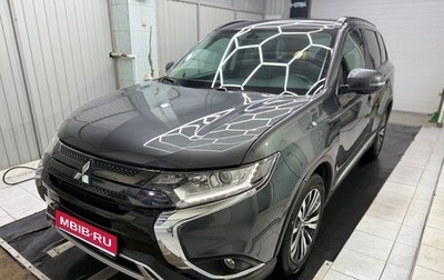 Mitsubishi Outlander III рестайлинг 3, 2022 год, 2 915 000 рублей, 1 фотография