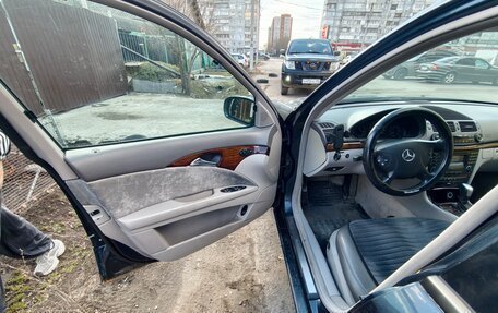 Mercedes-Benz E-Класс, 2002 год, 850 000 рублей, 3 фотография