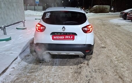 Renault Kaptur I рестайлинг, 2019 год, 1 050 000 рублей, 6 фотография