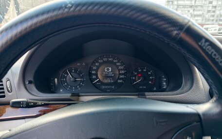 Mercedes-Benz E-Класс, 2002 год, 850 000 рублей, 6 фотография