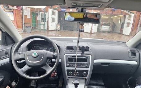 Skoda Octavia, 2010 год, 890 000 рублей, 8 фотография