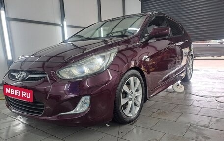 Hyundai Solaris II рестайлинг, 2011 год, 835 000 рублей, 3 фотография