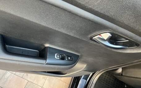 KIA Rio IV, 2017 год, 1 300 000 рублей, 15 фотография