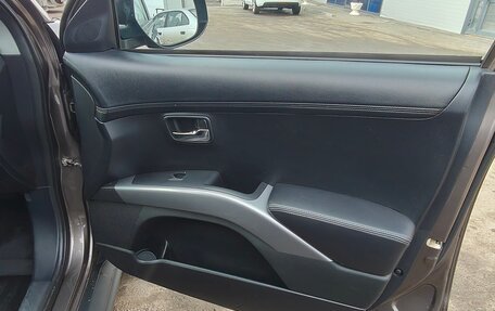 Mitsubishi Outlander III рестайлинг 3, 2011 год, 1 230 000 рублей, 8 фотография