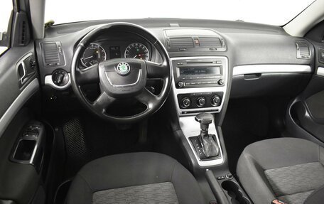 Skoda Octavia, 2010 год, 637 100 рублей, 6 фотография