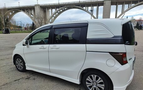 Honda Freed I, 2012 год, 1 250 000 рублей, 10 фотография