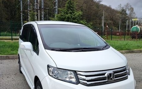 Honda Freed I, 2012 год, 1 250 000 рублей, 5 фотография