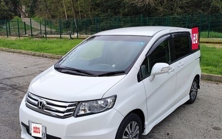 Honda Freed I, 2012 год, 1 250 000 рублей, 2 фотография
