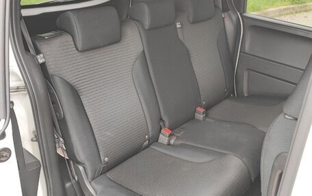 Honda Freed I, 2012 год, 1 250 000 рублей, 14 фотография