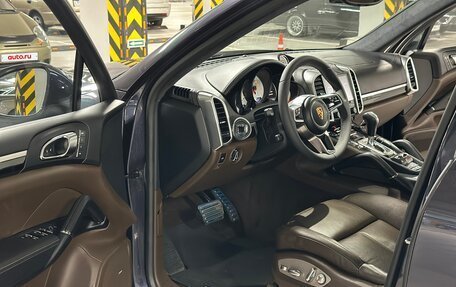 Porsche Cayenne III, 2017 год, 4 200 000 рублей, 16 фотография
