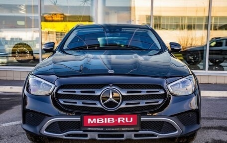 Mercedes-Benz E-Класс, 2021 год, 4 998 000 рублей, 2 фотография