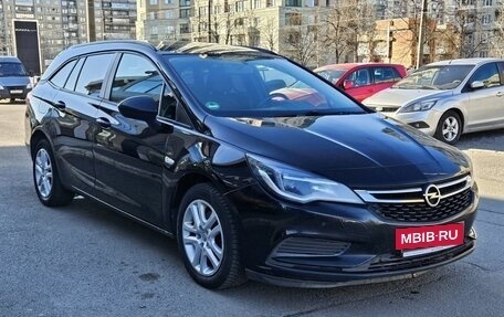 Opel Astra K, 2019 год, 1 099 000 рублей, 5 фотография