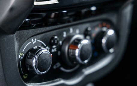 Renault Duster I рестайлинг, 2018 год, 1 248 000 рублей, 30 фотография