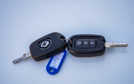 Renault Duster I рестайлинг, 2018 год, 1 248 000 рублей, 36 фотография