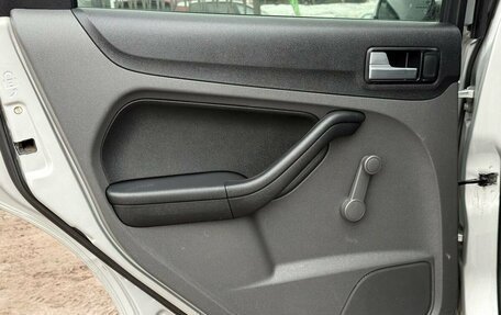 Ford Focus II рестайлинг, 2006 год, 399 000 рублей, 20 фотография