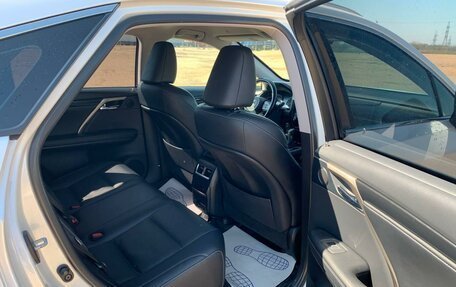 Lexus RX IV рестайлинг, 2020 год, 4 450 000 рублей, 14 фотография