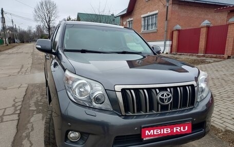 Toyota Land Cruiser Prado 150 рестайлинг 2, 2012 год, 2 650 000 рублей, 2 фотография