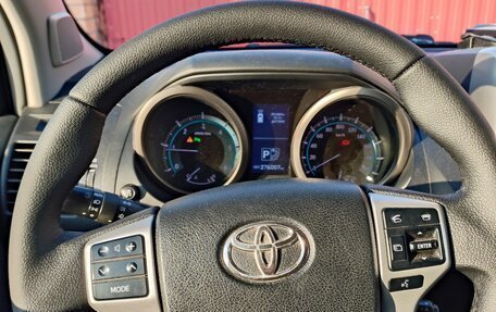 Toyota Land Cruiser Prado 150 рестайлинг 2, 2012 год, 2 650 000 рублей, 6 фотография