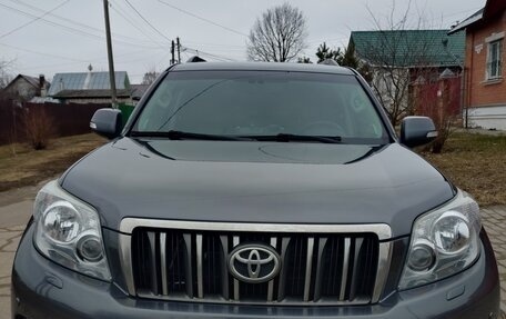 Toyota Land Cruiser Prado 150 рестайлинг 2, 2012 год, 2 650 000 рублей, 1 фотография