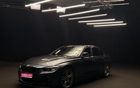 BMW 3 серия, 2013 год, 2 100 000 рублей, 1 фотография