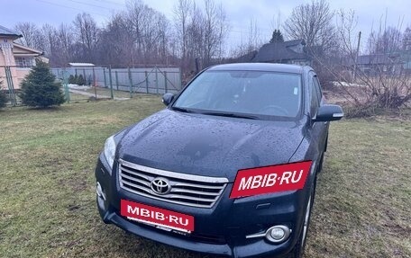 Toyota RAV4, 2011 год, 1 700 000 рублей, 2 фотография