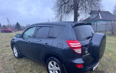 Toyota RAV4, 2011 год, 1 700 000 рублей, 10 фотография