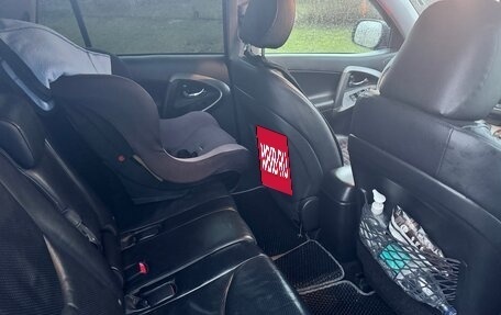 Toyota RAV4, 2011 год, 1 700 000 рублей, 13 фотография