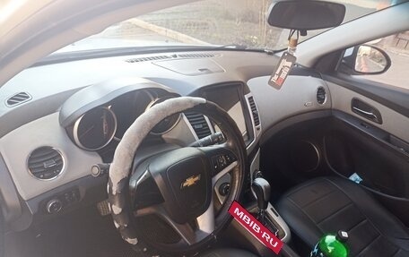 Chevrolet Cruze II, 2012 год, 650 000 рублей, 7 фотография