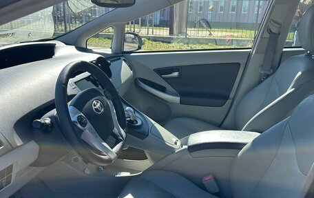 Toyota Prius, 2009 год, 1 070 000 рублей, 7 фотография