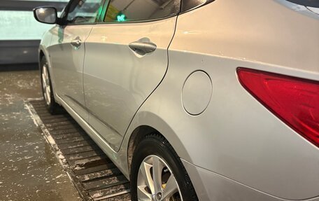 Hyundai Solaris II рестайлинг, 2011 год, 770 000 рублей, 4 фотография