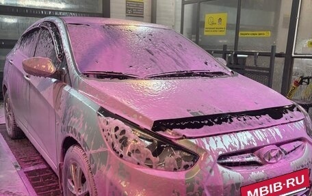 Hyundai Solaris II рестайлинг, 2011 год, 770 000 рублей, 2 фотография