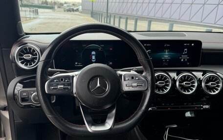 Mercedes-Benz CLA, 2020 год, 2 600 000 рублей, 24 фотография