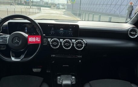 Mercedes-Benz CLA, 2020 год, 2 600 000 рублей, 30 фотография