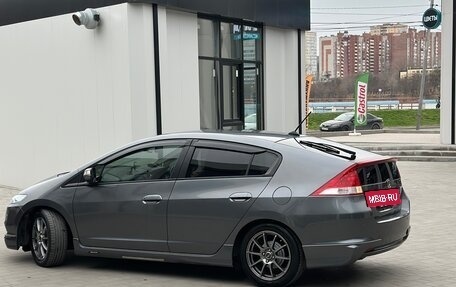 Honda Insight II рестайлинг, 2010 год, 1 030 000 рублей, 5 фотография