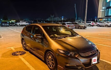 Honda Insight II рестайлинг, 2010 год, 1 030 000 рублей, 16 фотография