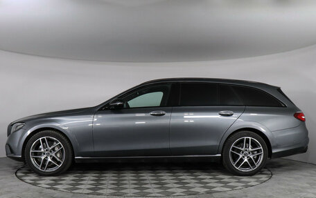 Mercedes-Benz E-Класс, 2020 год, 3 777 000 рублей, 8 фотография