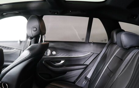 Mercedes-Benz E-Класс, 2020 год, 3 777 000 рублей, 12 фотография