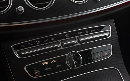 Mercedes-Benz E-Класс, 2020 год, 3 777 000 рублей, 20 фотография
