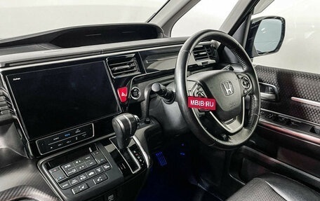 Honda Stepwgn IV, 2018 год, 2 247 000 рублей, 9 фотография