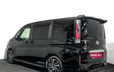 Honda Stepwgn IV, 2018 год, 2 247 000 рублей, 7 фотография