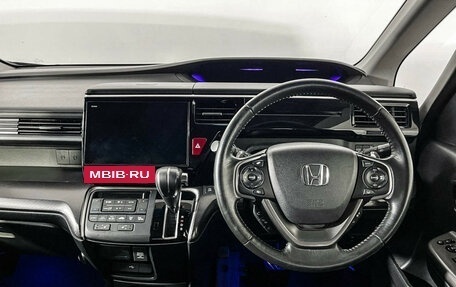 Honda Stepwgn IV, 2018 год, 2 247 000 рублей, 12 фотография