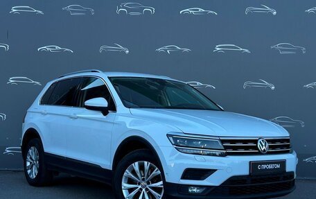 Volkswagen Tiguan II, 2019 год, 2 495 700 рублей, 3 фотография