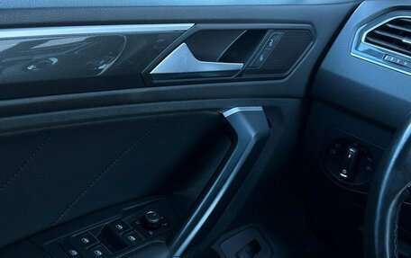 Volkswagen Tiguan II, 2019 год, 2 495 700 рублей, 18 фотография