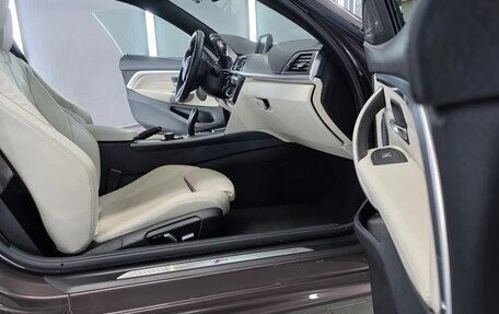 BMW 4 серия, 2018 год, 3 300 000 рублей, 16 фотография